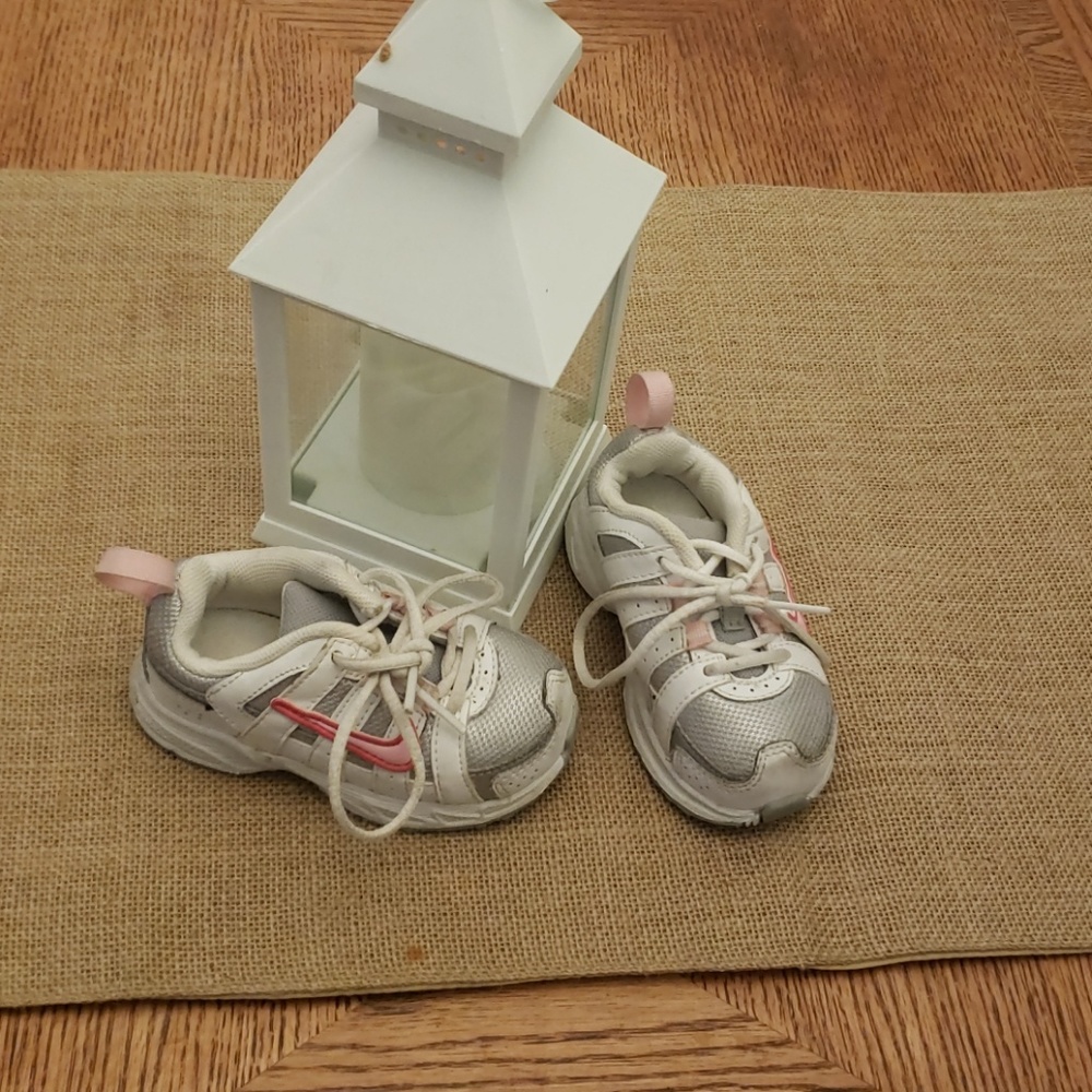 Nike shoes